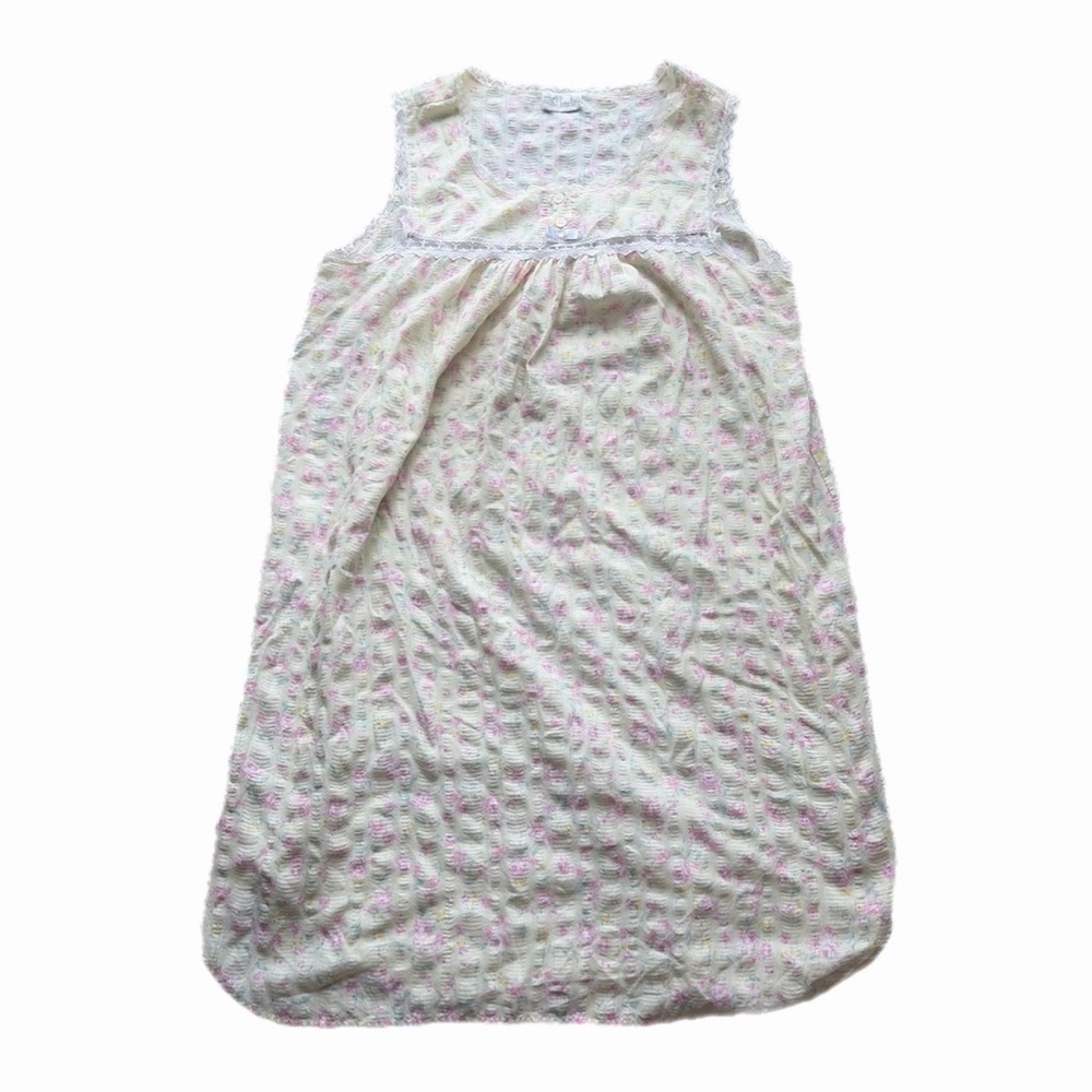 Vintage Character floral butter yellow floral nightgown 🌼🌸✨⭐️